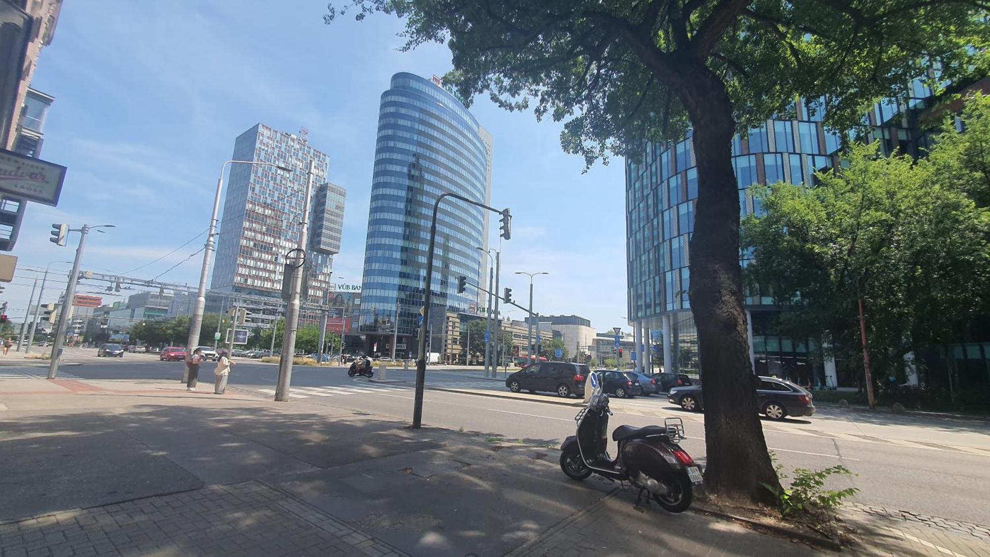 Mlynske Nivy 6, Ba Appartement Bratislava Buitenkant foto
